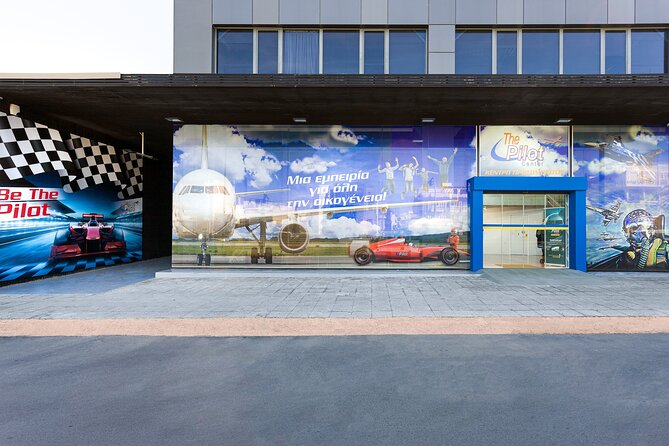 Become a Pilot for a Day in a Professional Airbus 320 Simulator - What to Expect During the Flight Simulation