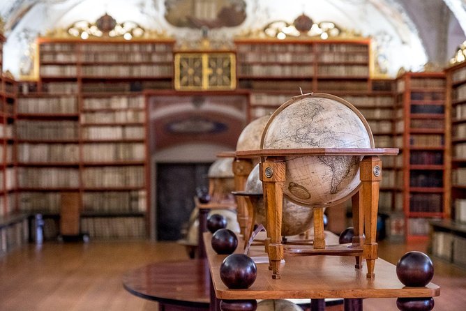 Beer & Baroque: A Highbrow Brew Tour - City Views and Architectural Wonders from the Hilltop