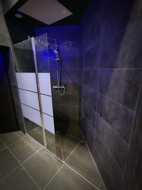 BEER SPA PARIS: Experience a beer spa - Unique Beer Spa Experience in Paris for Relaxation and Fun