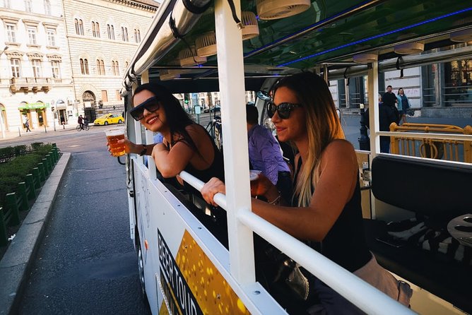BeerBus Budapest - Sightseeing PRIVATE party tour - Unlimited Beer and Onboard Amenities