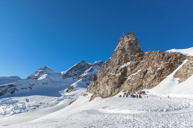 Beginners Ski Day Trip to Jungfrau Ski Region from Zurich - Free Time to Explore Grindelwald