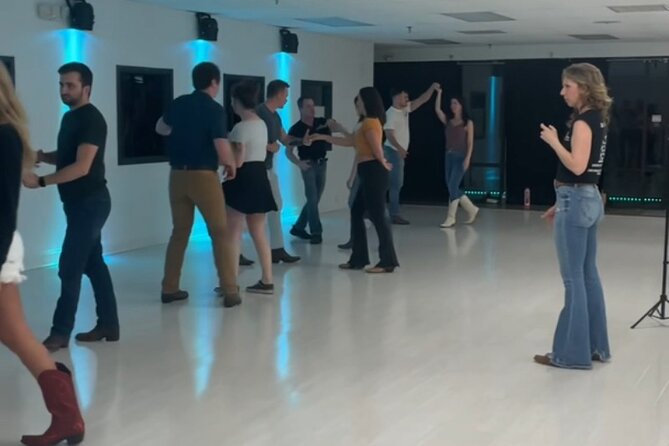 Beginner's Two Step and Country Swing Dancing Class - The Sum Up: A Fun, Quick Dance Intro in Nashville