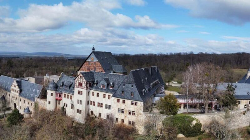 Beichlingen Palace: Exclusive tour with escape room-style puzzles - Explore a Castle Like No Other at Beichlingen Palace