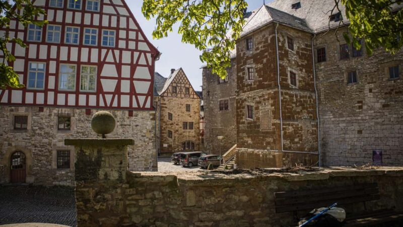 Beichlingen Palace: Exclusive tour with escape room-style puzzles - The Atmosphere and Setting