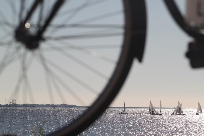 Belém - Lisbon - 3 Hour Electric Bike Tour - Cycling Along Rua Nova de Carvalho, Lisbon’s Nightlife Hub