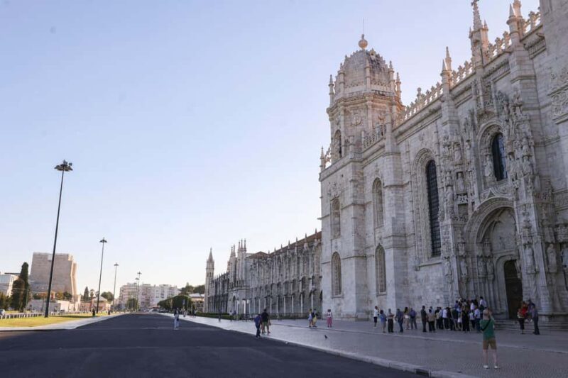 Belém Walking Tour + Jerónimos Monastery Ticket - Key Points