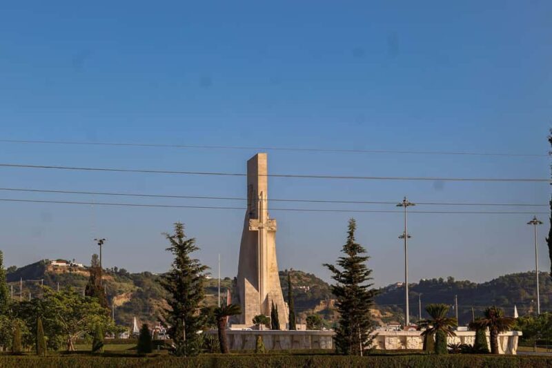 Belém Walking Tour + Jerónimos Monastery Ticket - Tasting the Famous Pastéis de Belém at the Original Bakery