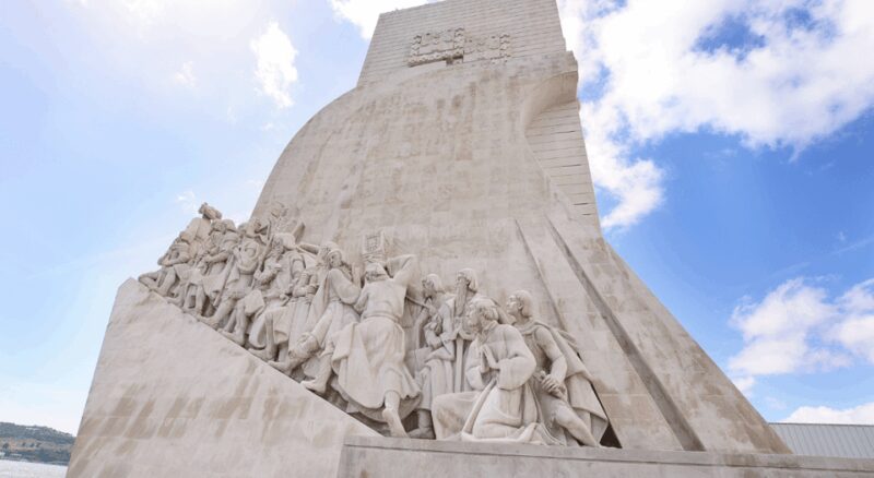 Belém Walking Tour + Jerónimos Monastery Ticket - Exploring the Belém Tower’s Strategic Role