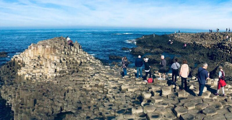 Belfast and Giant's Causeway in Italian or Spanish - Visiting the Giants Causeway: Natural Wonder and UNESCO Site