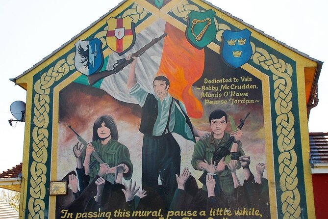 Belfast Black Taxi Tour of Murals and Peace Walls 2 hours - The Belfast Black Taxi Tour of Murals and Peace Walls: An Overview