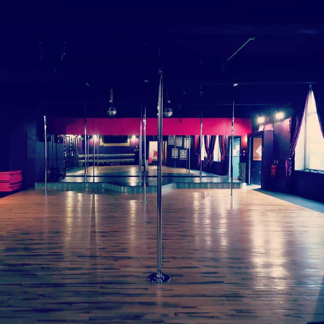 Belfast City: Private Dance Class Party Experience - Customization Options and Special Occasions