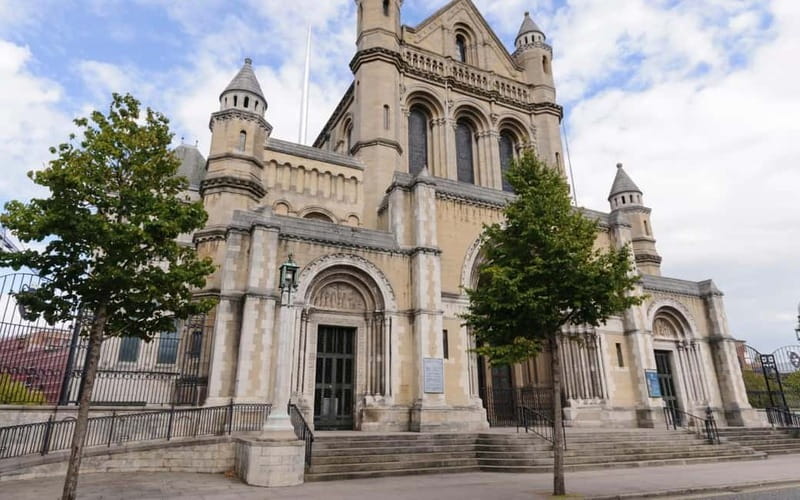 Belfast: City Walking Tour & Exploration Game - The Sum Up: A Fun, Puzzling Day Out in Belfast