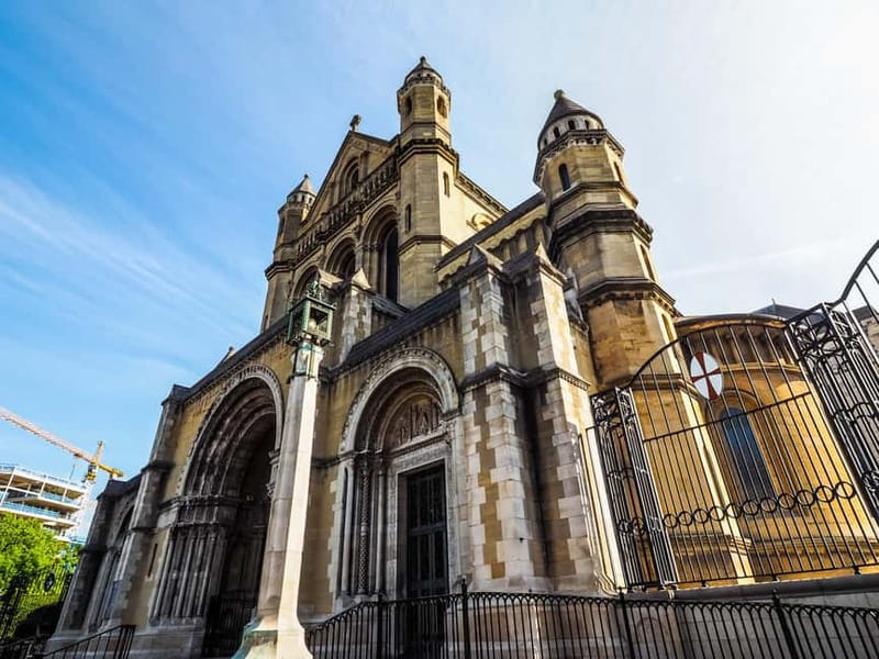 Belfast: Express Walk with a Local - St. Anne’s Cathedral: A Spiritual and Architectural Marvel