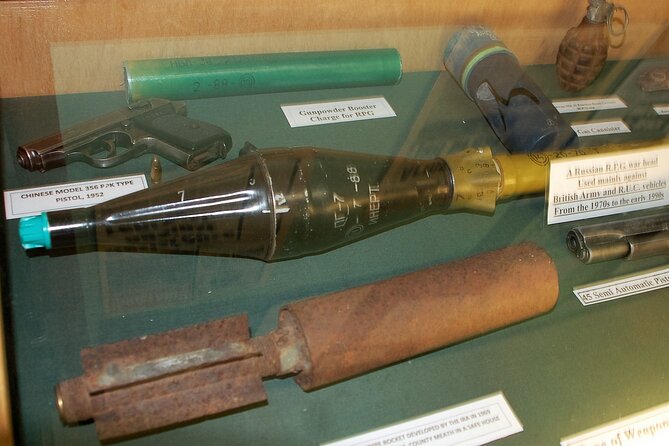 Belfast Famous Black taxi political mural peace wall tour 2 hour - The Heart of Republican Belfast: Bobby Sands and Falls Road