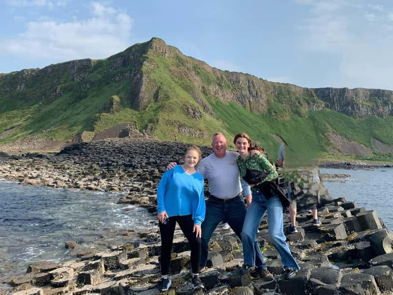 Belfast : Giants Causeway 5 hour express private tour - Stop at Dark Hedges: A Photo Opportunity
