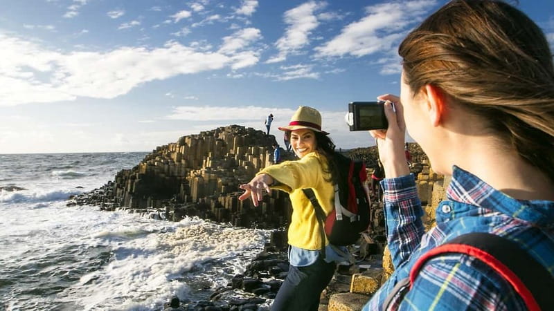 Belfast: Giant's Causeway Tour and 2-Day Open Top-Bus Tour - The Experience: What Makes It Stand Out