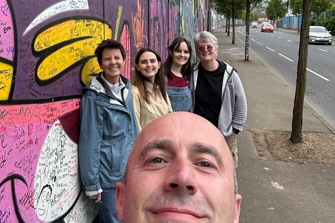 Belfast Murals & Troubles: "A 2-Hour Political Journey" - Visiting the Iconic Political Murals of Belfast
