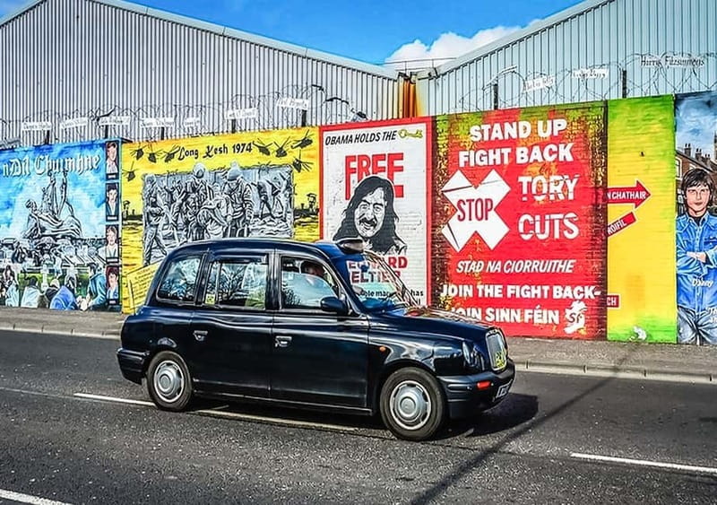 Belfast: Political Taxi Tour - Visiting the Murals of Falls and Shankill Roads
