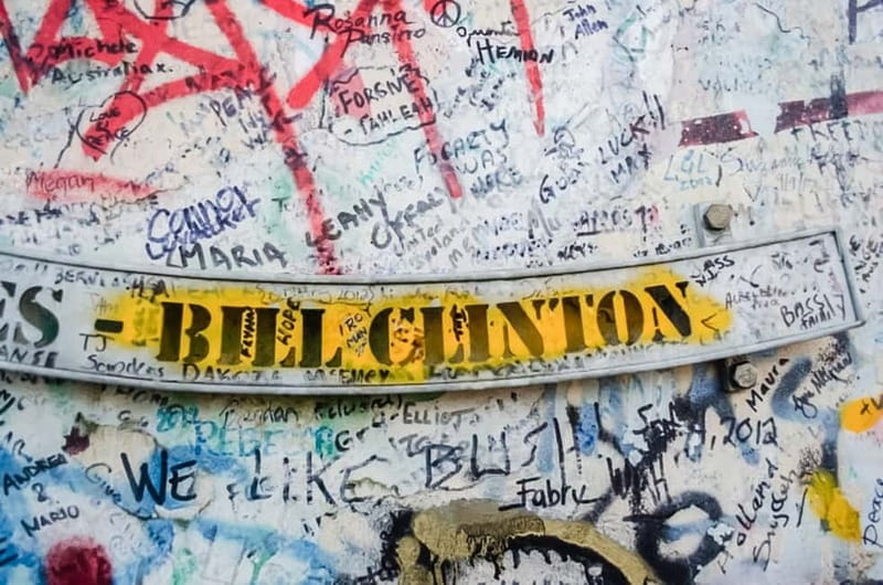 Belfast: Political Taxi Tour - Accessibility and Logistics