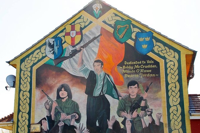 Belfast political war and peace private taxi tour 2 hrs - The Loyalist Shankill Road and Its Legacy