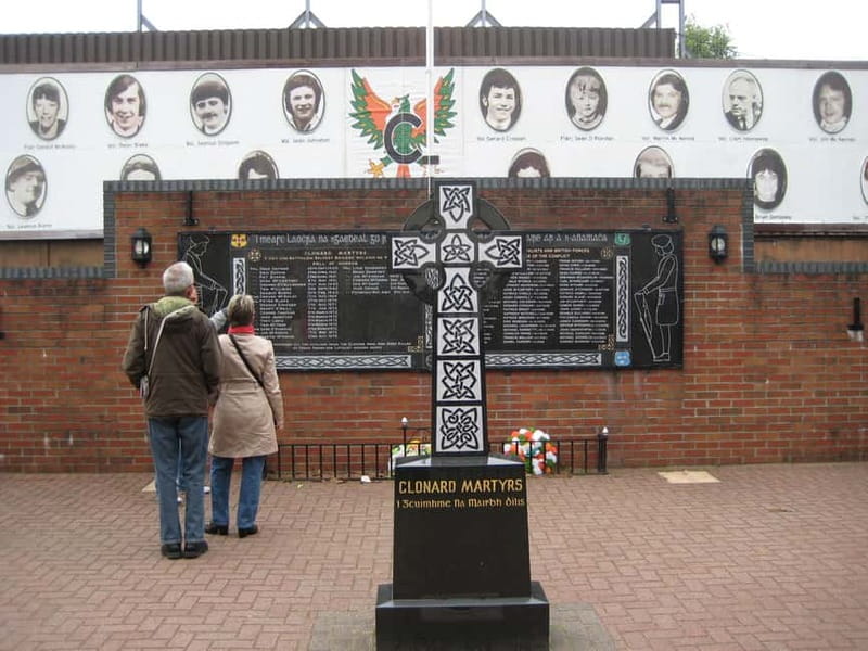 Belfast: Private Black Taxi Cab Political Murals Tour - Why Choose This Belfast Murals Tour?