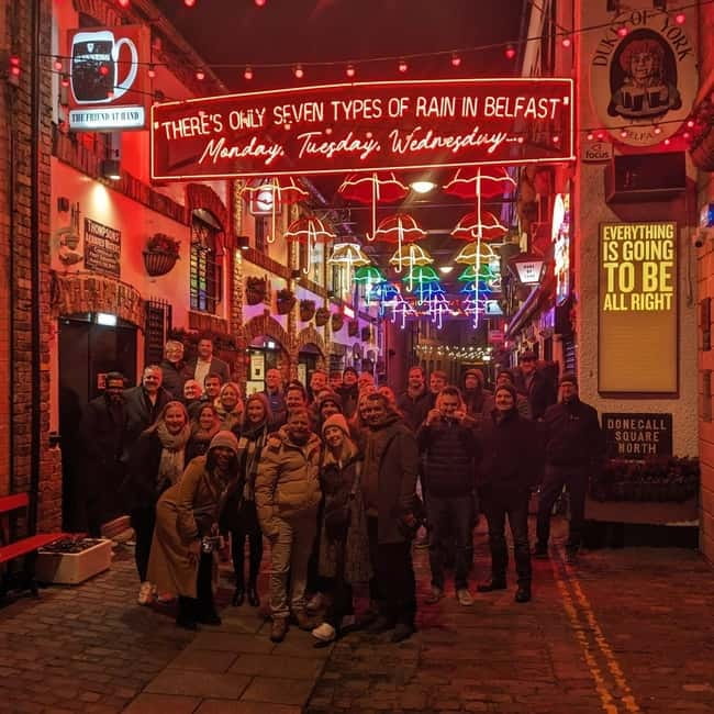 Belfast: Pub Crawl and Bar Walking Tour with Two Drinks - Key Points