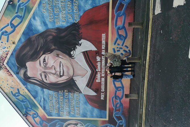 Belfast's Political Mural Taxi Tour - Why This Tour Offers Excellent Value