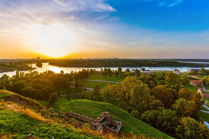 Belgrade: 3-Hour Small Group Walking Tour - Concluding at Kalemegdan Fortress and Park