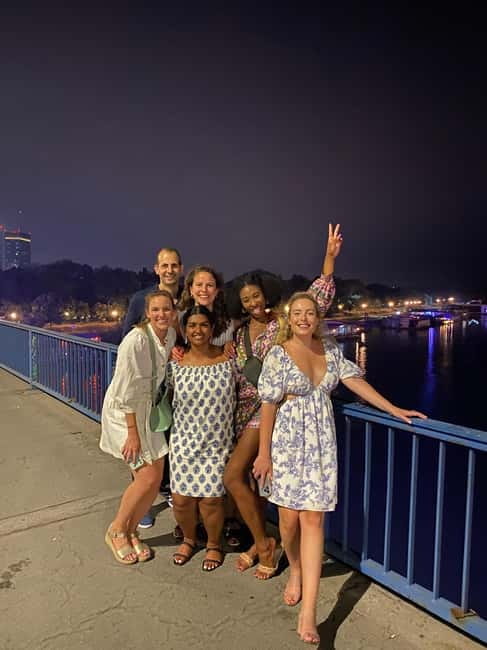 Belgrade: Bar Pub Club Crawl with 1 Hour Unlimited Drinks - Belgrade Pub Crawl: An Authentic Night Out