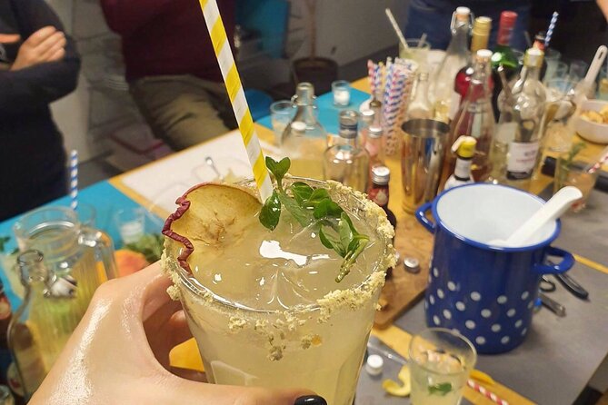 Belgrade center walking tour with Rakija, Cocktails and Burgers - Key Points