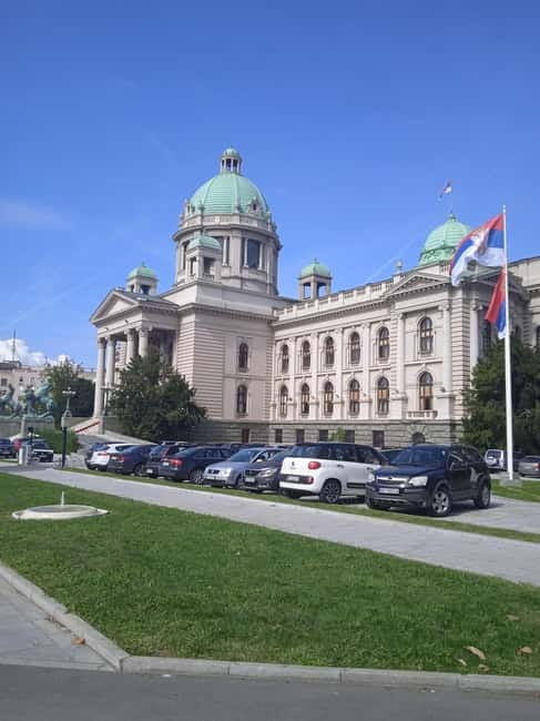 Belgrade: guided tours of the crossroads of East and West - Visiting the Church of Saint Sava: A Monumental Religious Site