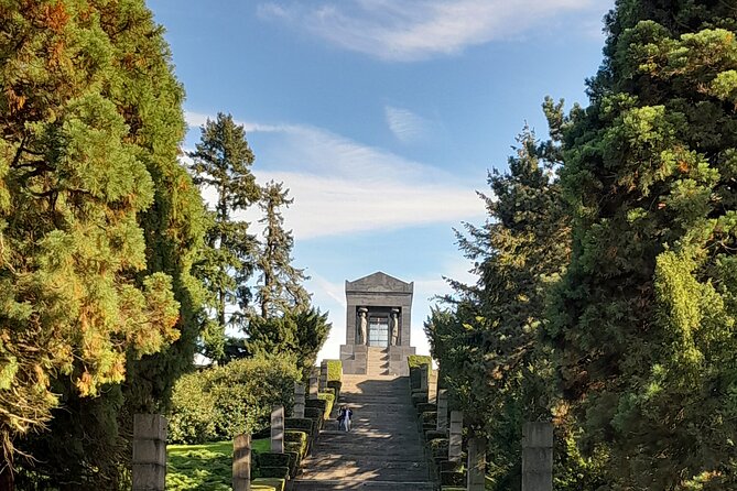 Belgrade Hiking Tour On Mountain Avala - Key Points