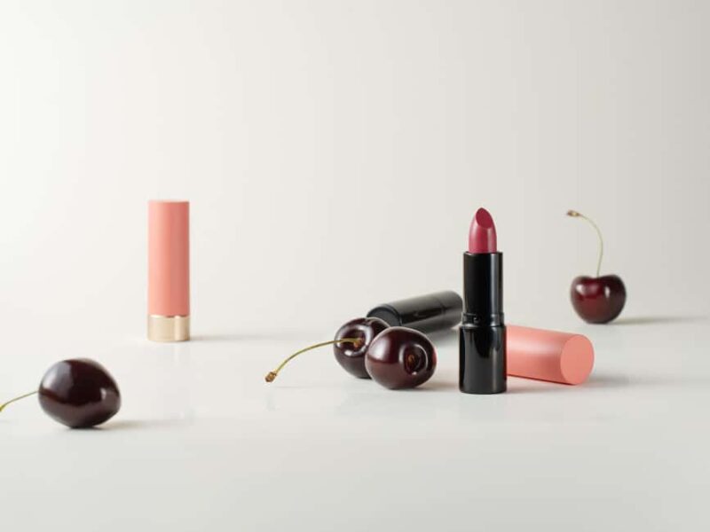 Belgrade: Lipstick and Lip Gloss Making Workshop - Create Your Own Lipstick and Lip Gloss in Belgrade’s Cozy Studio