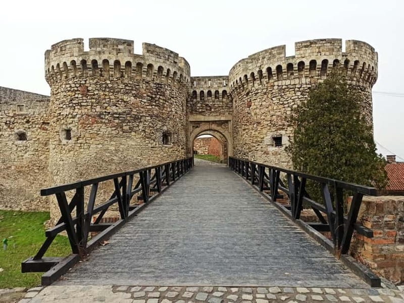 Belgrade: Ottoman heritage tour - The Bajrakli Mosque and Sheikh Mustafas Türbe