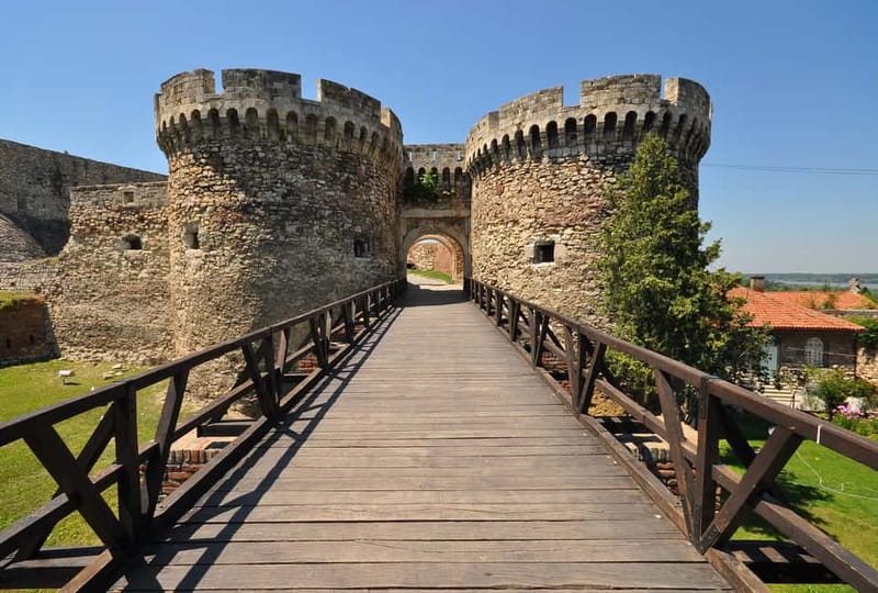 Belgrade: Private Layover Tour from Nikola Tesla Airport - Key Points