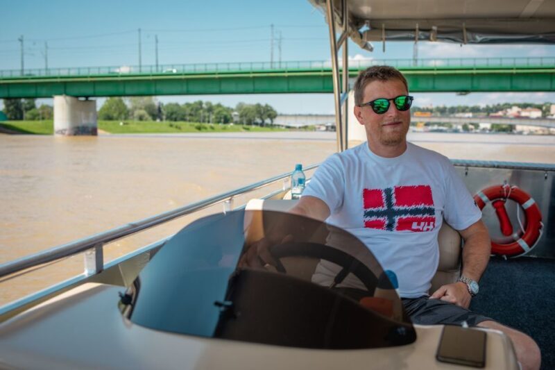 Belgrade: Sightseeing Boat Cruise with Drinks - Accessibility and Comfort for All Guests