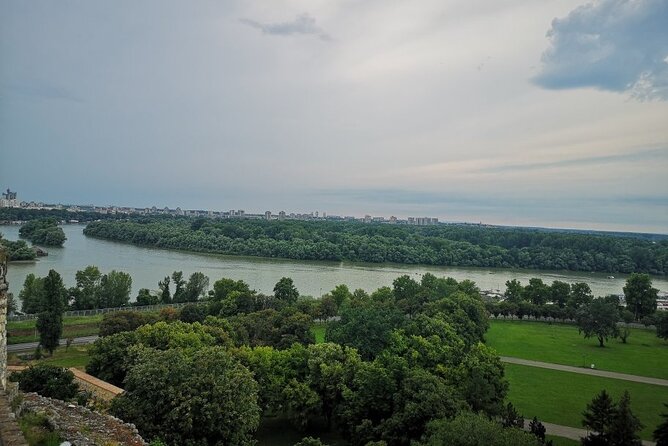 Belgrade Sightseeing Half-Day Trip Old and New Belgrade - Belgrade’s Government District and Architectural Highlights