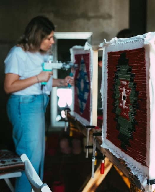 Belgrade: Tufting Workshop with 100% wool - How the Tufting Gun Is Operated and Designed for Beginners