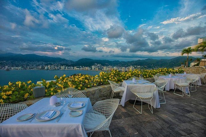 Bella Vista PRIVATE Al Fresco 3 Course Dinner Cliff Diver3Drinks - Key Points