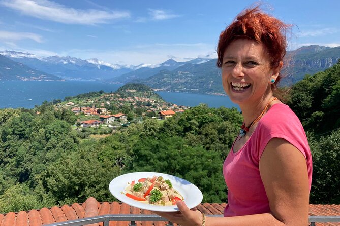 BELLAGIO Kayak Tour + Lunch + Villa Melzi - Convenient Meeting Point and Group Size