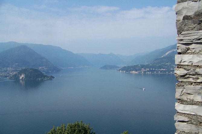 Bellagio, the pearl of lake Como. The village and the surrounding area - Reaching Punta Spartivento for Panoramic Views