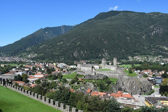 Bellinzona - Private Tour with a visit to Castelgrande - Starting Point at Bellinzona Railway Station
