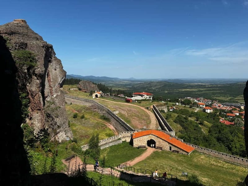 Belogradchik Rocks & Venetsa Cave Day Trip from Sofia - Visiting the Belogradchik Fortress and Its Breathtaking Views