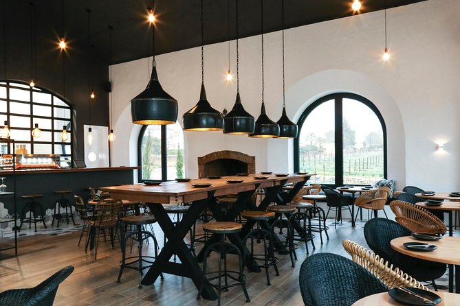 Benagil Adventure: Jeep and Boat Tour with Wine Tasting - Sampling Local Products and Wines