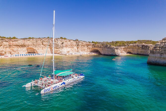 Benagil Catamaran Sailing Cruise with Lunch from Portimão - Key Points