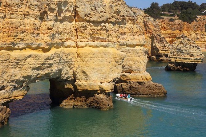Benagil Cave by Boat + Carvoeiro + AlgarSeco Caves by Minivan from Lagos - Comparative Experience and Alternative Tours