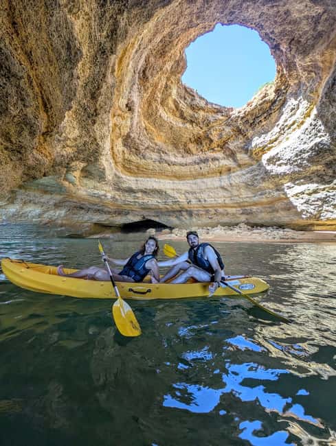 Benagil: Caves & Wild Beaches Tour w/ Local Guide, 4K Photos - The Role of the Guides and Group Experience