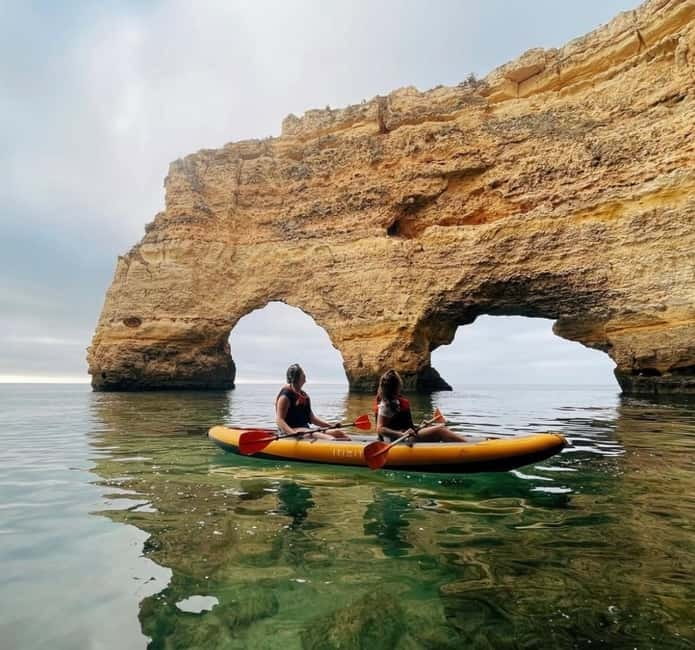 Benagil: Guided Kayak Tour inside caves and Praia da Marinha - Starting Point and Meeting Logistics at O Litoral