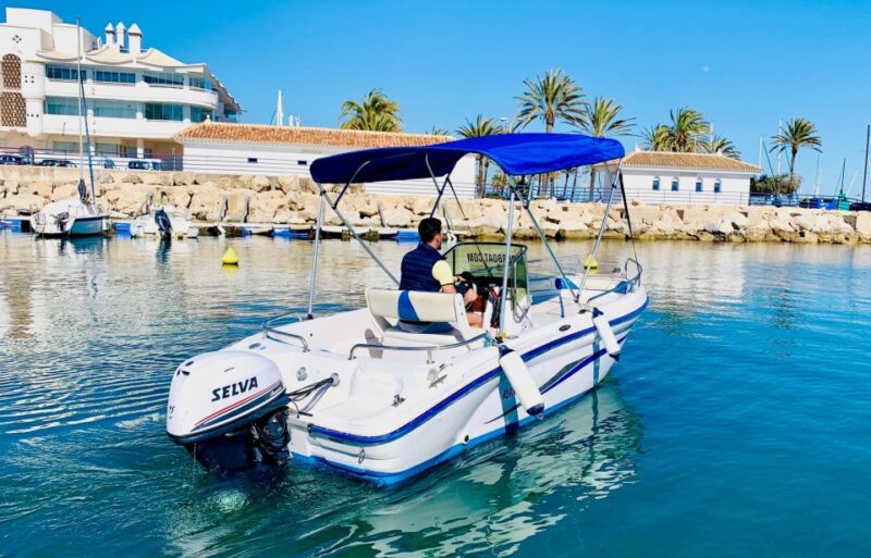 Benalmadena: Boat Rental without License Required - The Importance of Safety and Preparation