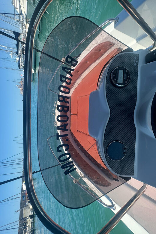 Benalmádena: Boat Rental without License - Key Points